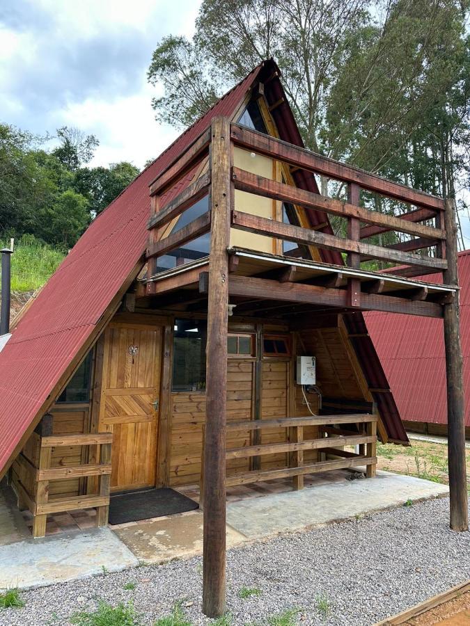 Pousada Pedra Da Mata Chales Na Montanha Munhoz Zewnętrze zdjęcie